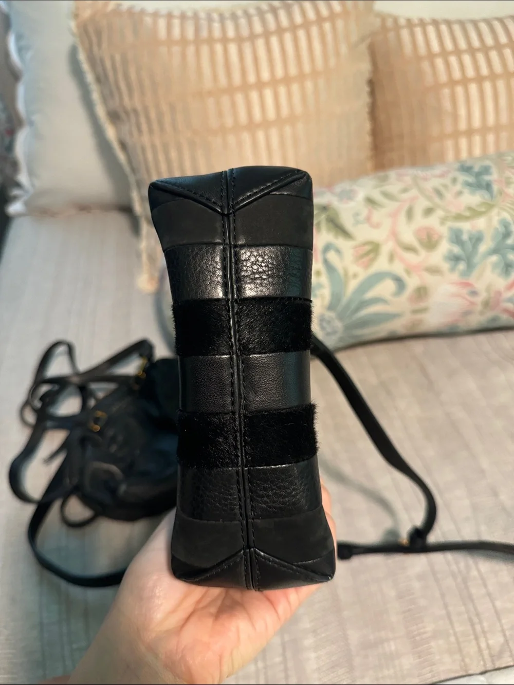 Tory Burch Black Mixed-Material Top-Handle Shoulder Bag